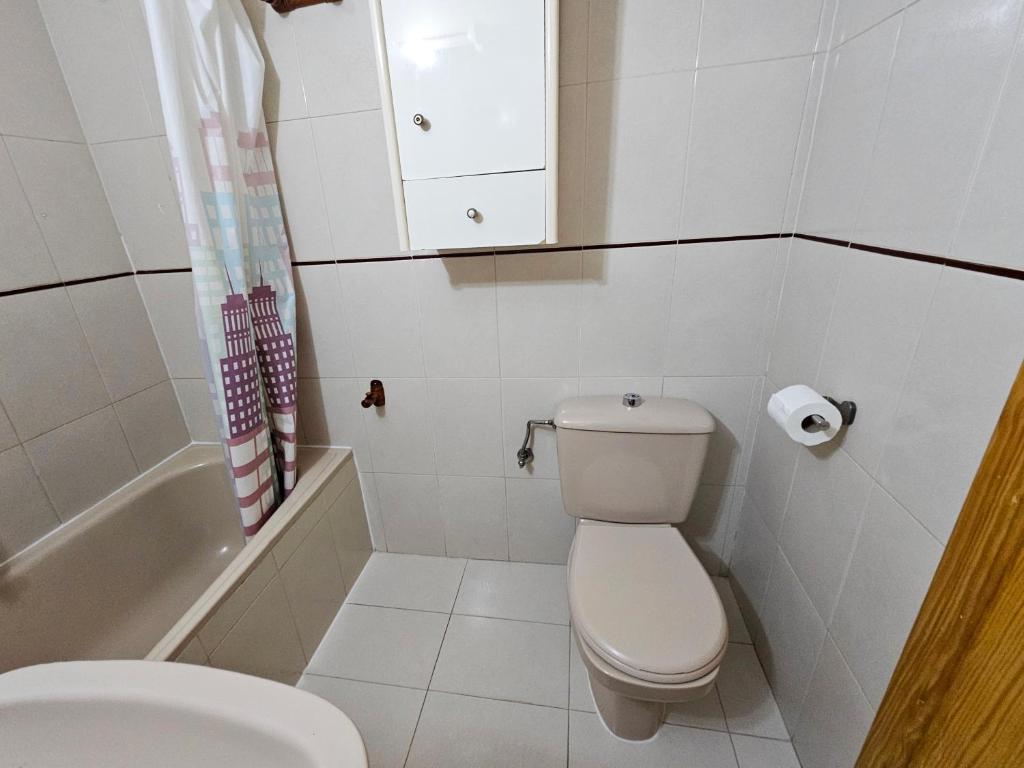 Koupelna v ubytování Apartamentos 3000 Formigal