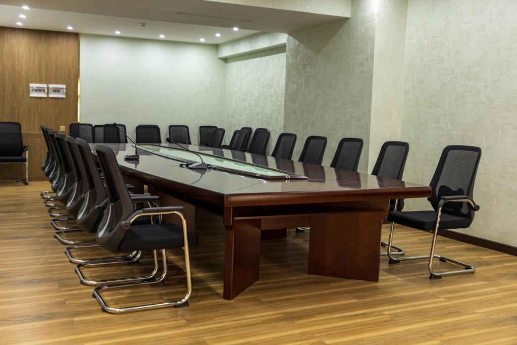 Konferenční prostory v ubytování Firdavsi Building Center 4Rest Apartments