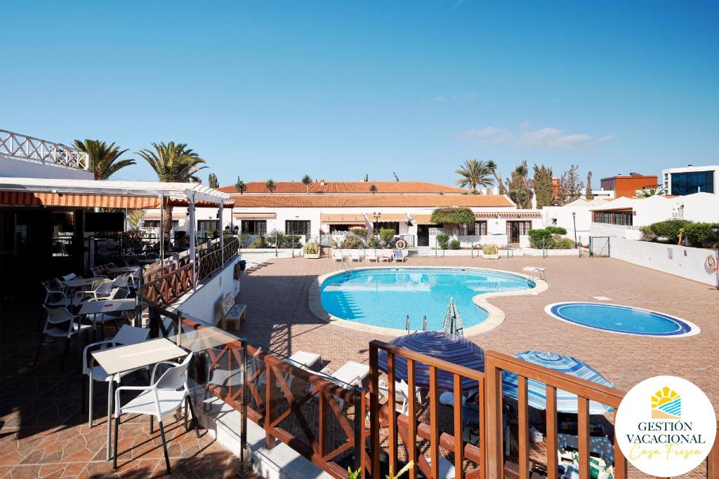 Bazén v ubytovaní Marina Primavera Heated Pool Free Wifi alebo v jeho blízkosti