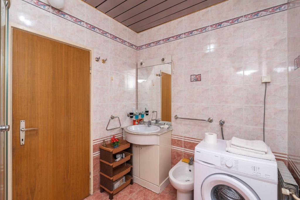 Kúpeľňa v ubytovaní Apartment and Room Cicko