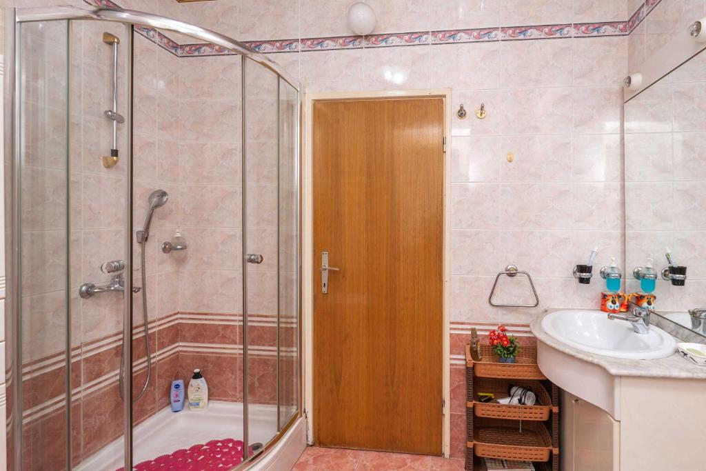 Kúpeľňa v ubytovaní Apartment and Room Cicko