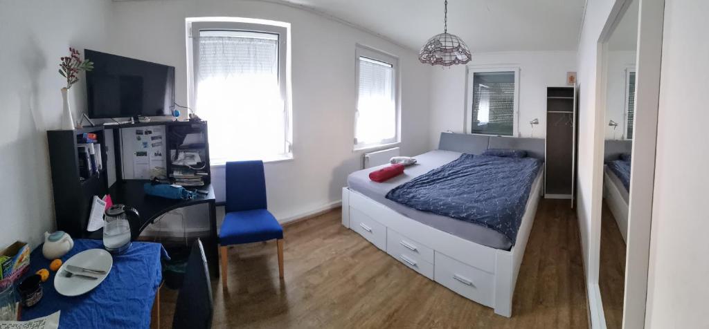 Charmantes helles Zimmer zentrumnah und naturnah