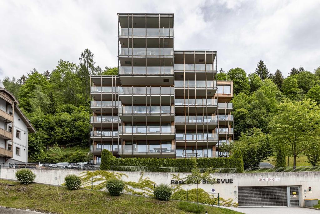 Bellevue Residences - Luxurious Lakeside Apartments