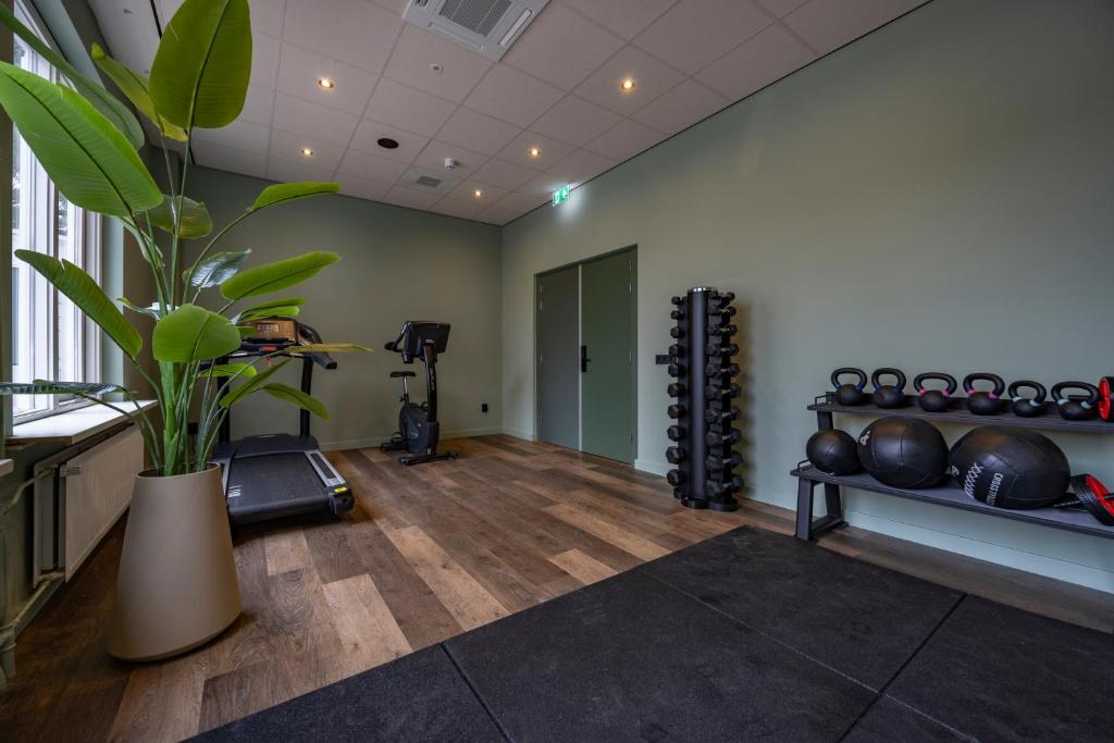 Fitness centrum a/nebo fitness zařízení v ubytování Fletcher Boutique Hotel De Mallejan
