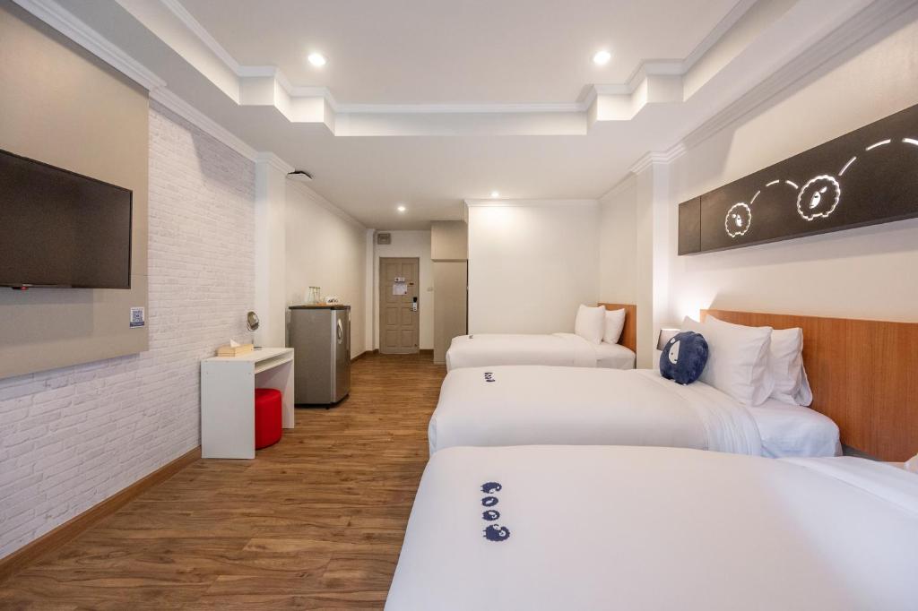 
Superior Family Room
