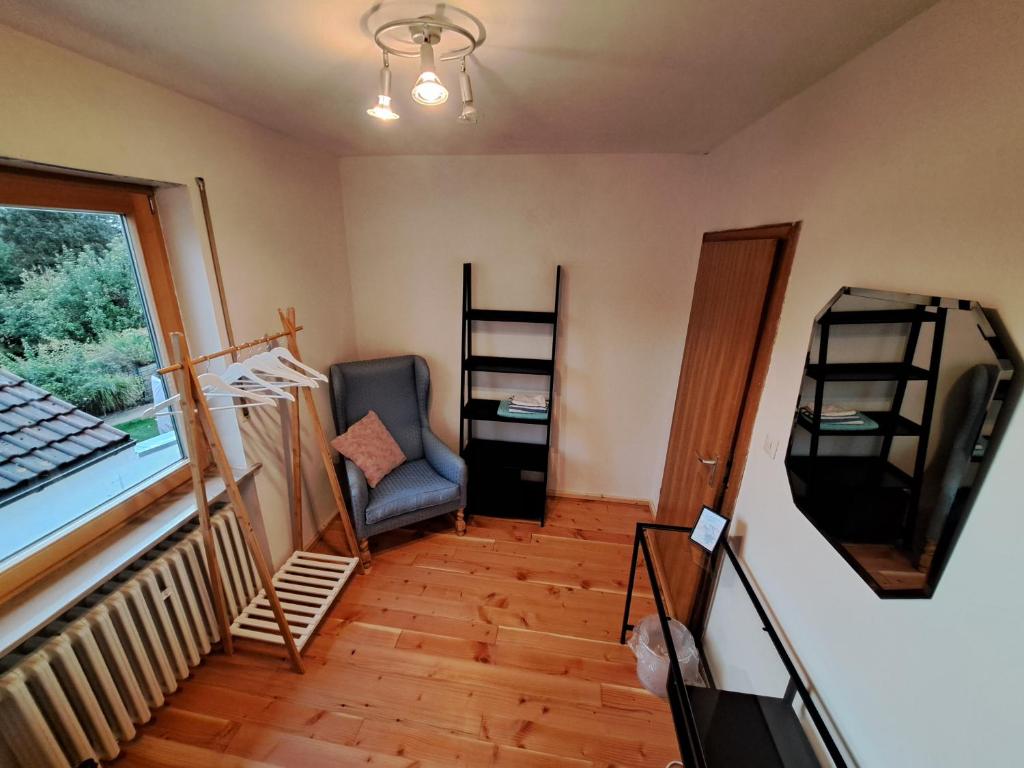 Postel nebo postele na pokoji v ubytování Einzelzimmer am Main