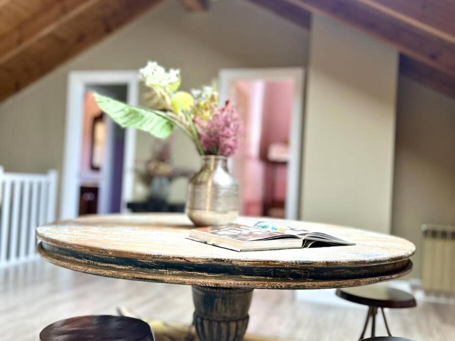 Fotografie z fotogalerie ubytování Mas Can Serra, casa a Queixans v destinaci Caixáns
