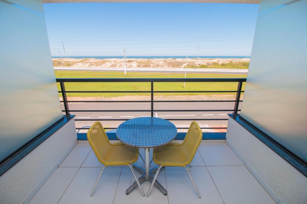  Ponta dos Molhes Beach Flat