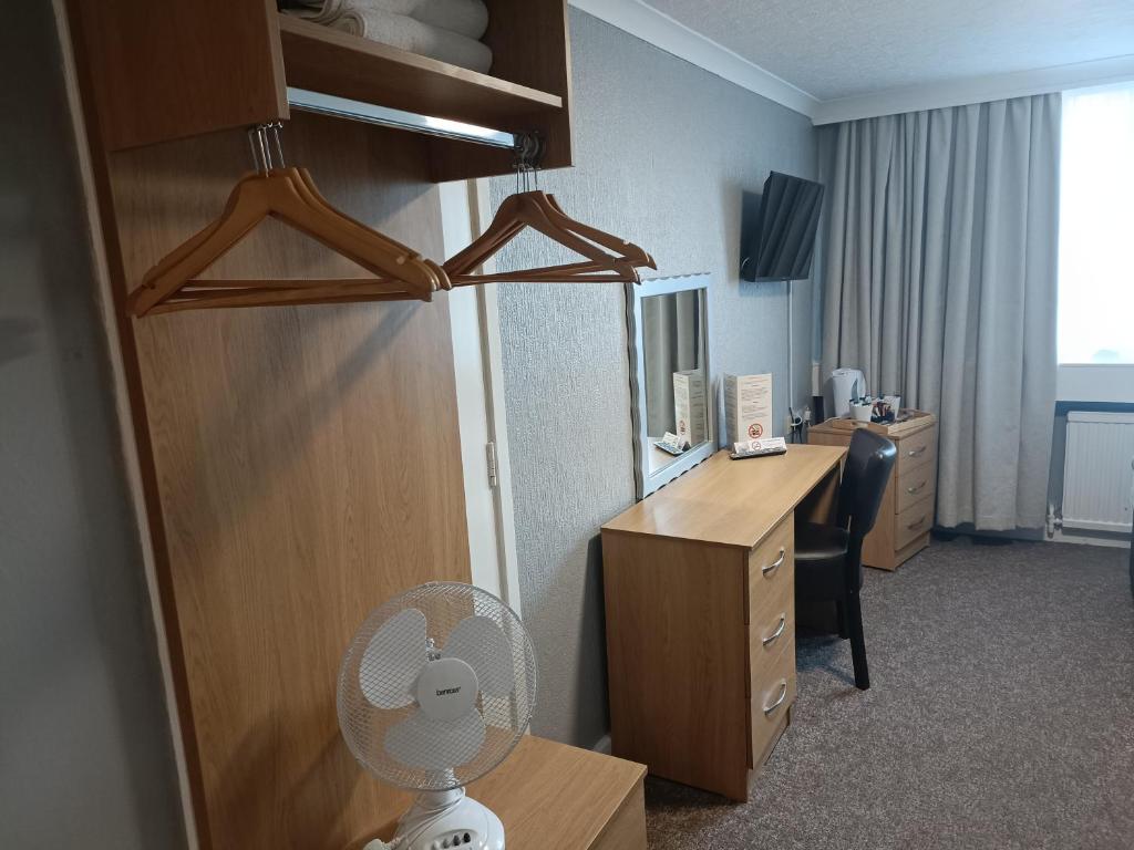 Airport Hotel Manchester - 