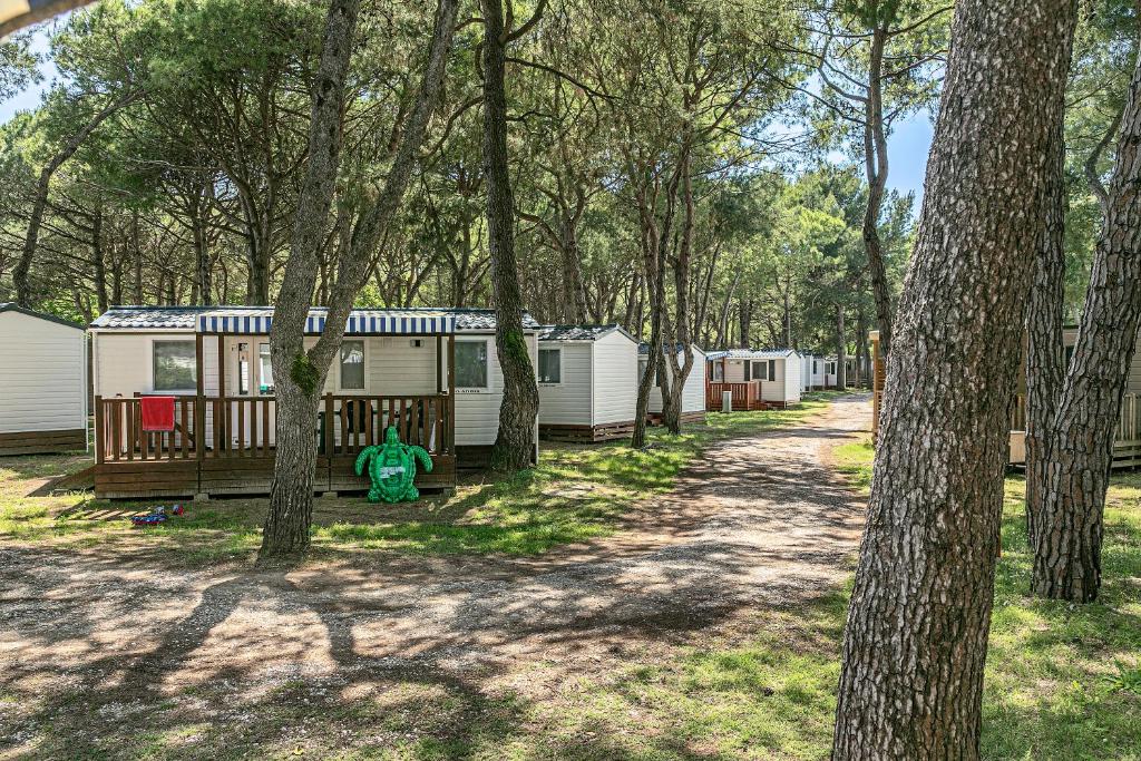 Albatross Mobile Homes on Camping Ca'Savio - Mobilheim Mars