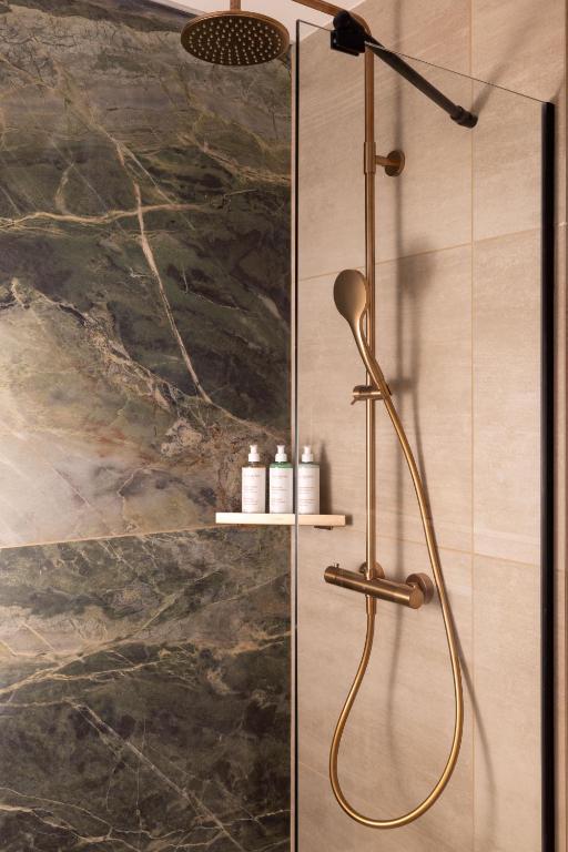 Madame Drouot & Spa - Opera - 6