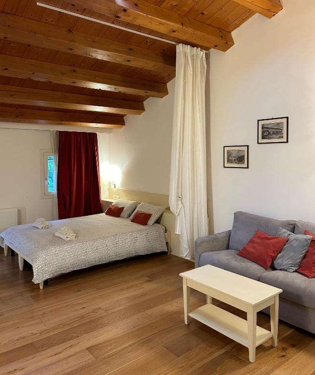Posteľ alebo postele v izbe v ubytovaní BeeHouse - La Casa delle Api Agriturismo