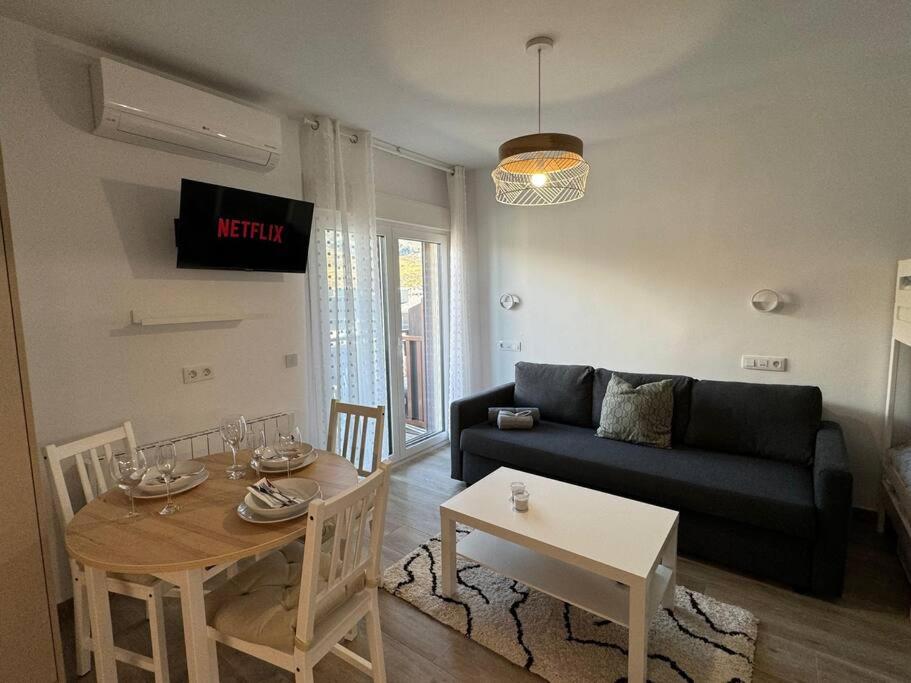 Posezení v ubytování Modern Loft in Pas de la Casa, wifi, ski