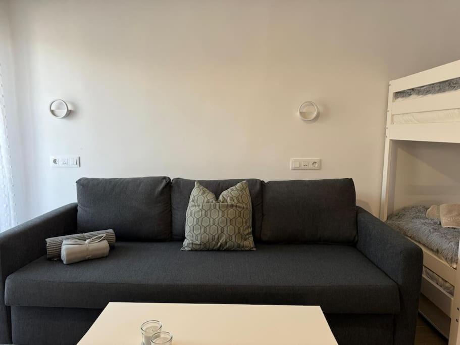Posezení v ubytování Modern Loft in Pas de la Casa, wifi, ski
