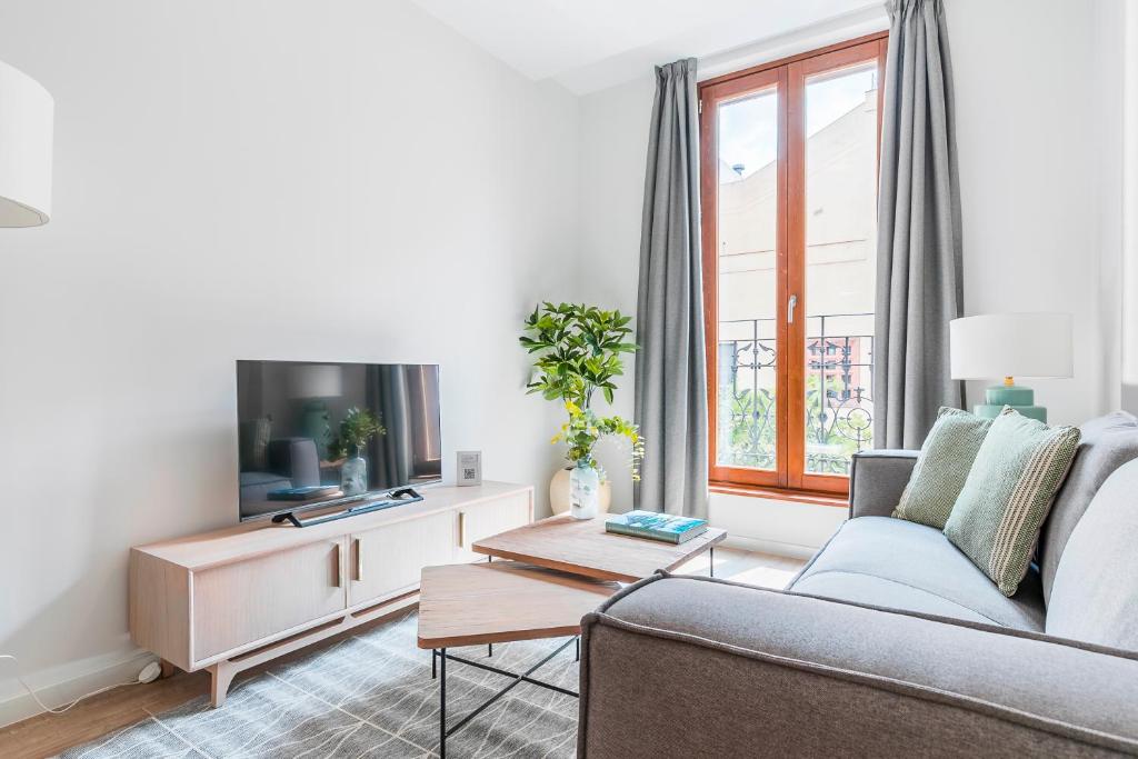 Feelathome Goya Apartments - 9