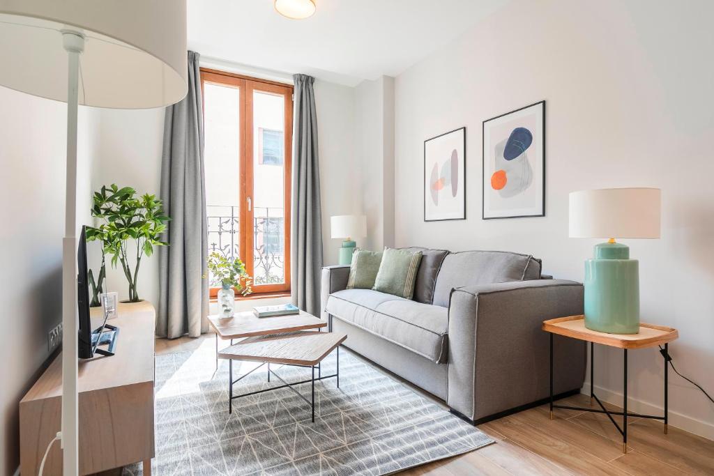 Feelathome Goya Apartments - 1