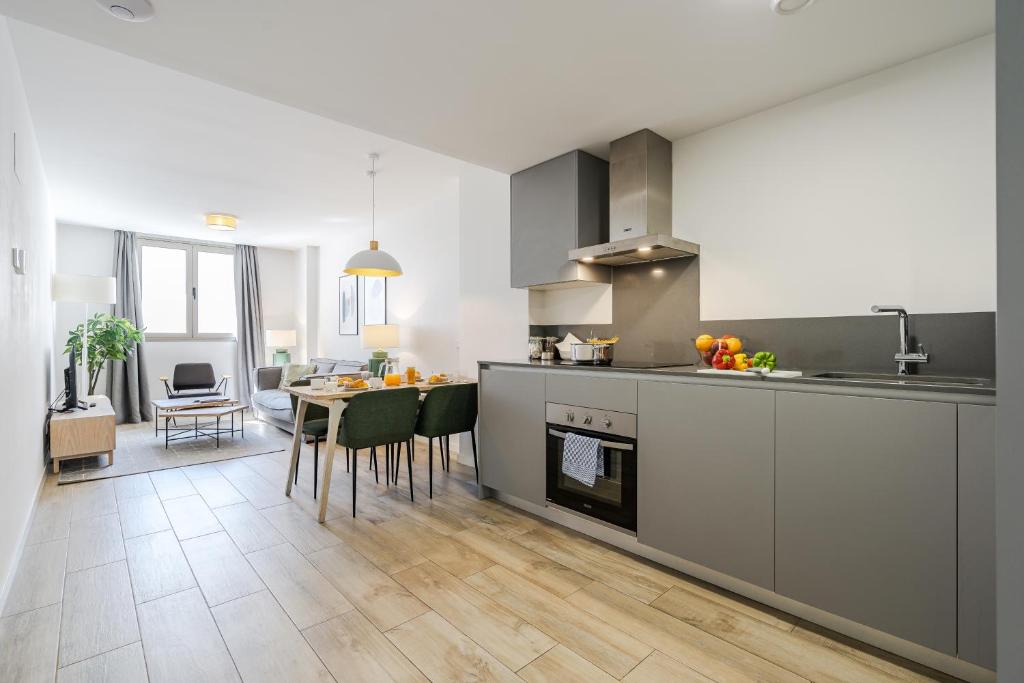 Feelathome Goya Apartments - 14