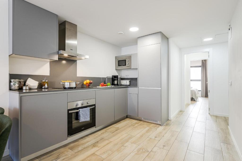 Feelathome Goya Apartments - 15