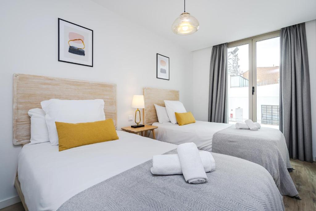 Feelathome Goya Apartments - 16