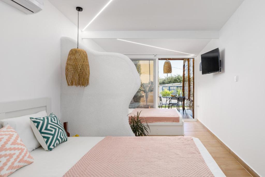 A bed or beds in a room at Newly Built All Season Resort