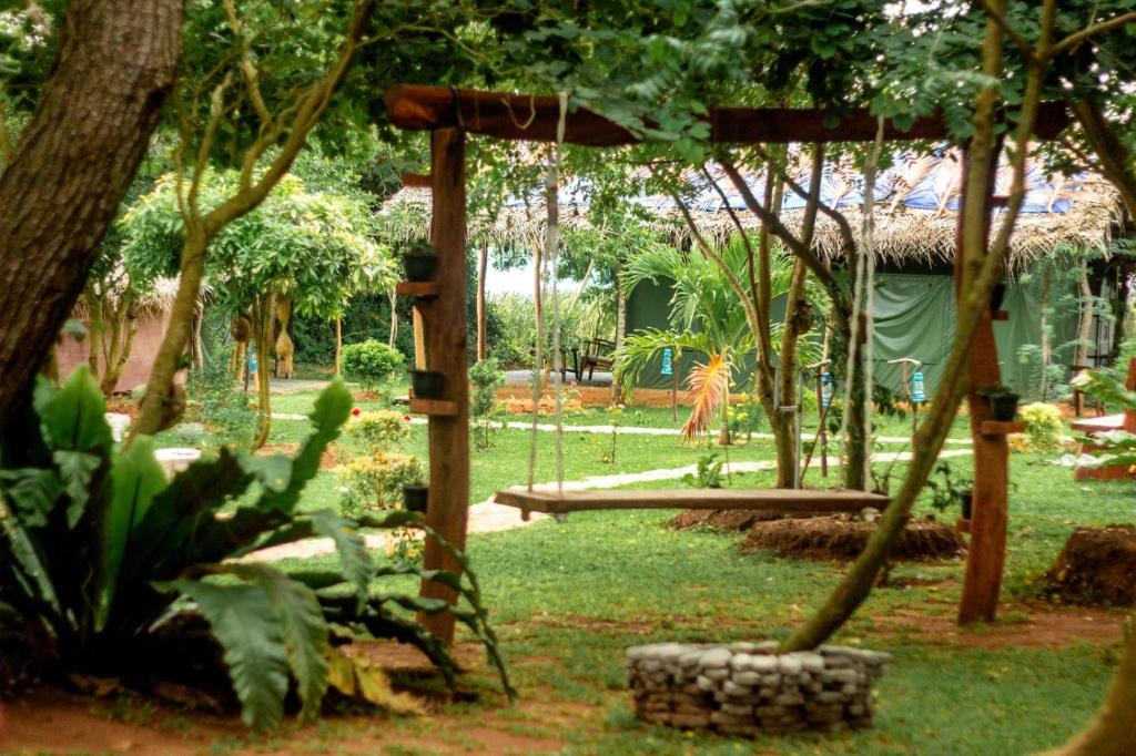 Zahrada ubytování Nagara Lake Glamping Resort