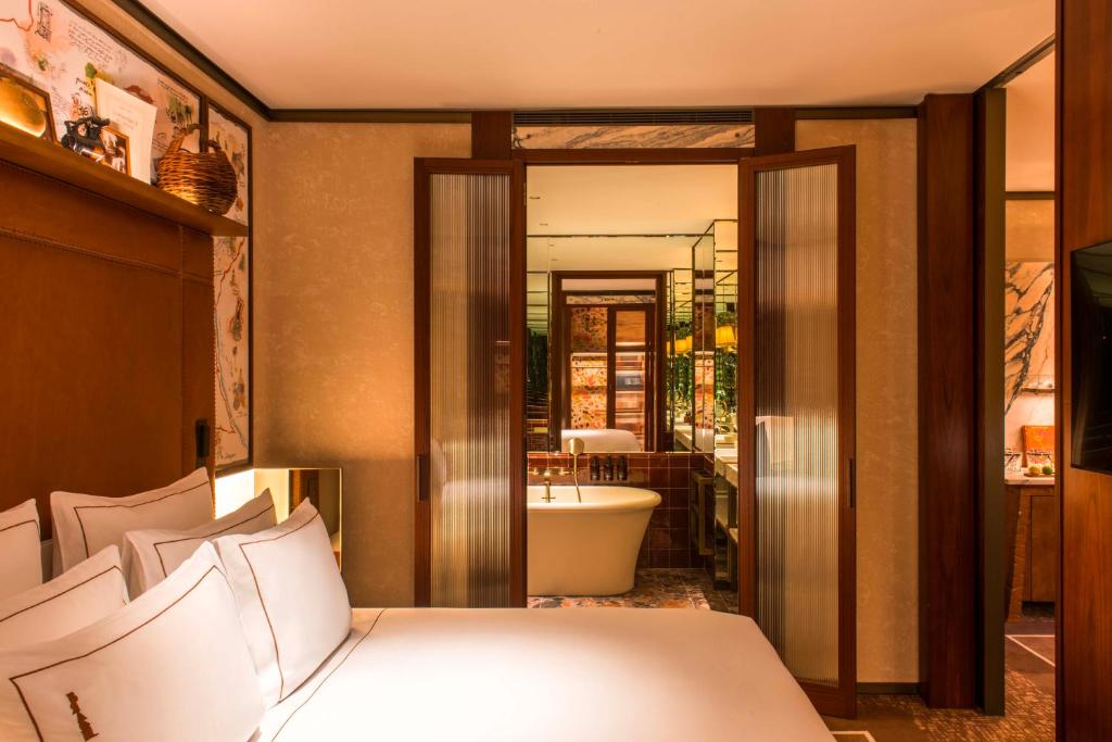 Brach Madrid - Evok Collection - Resim 15