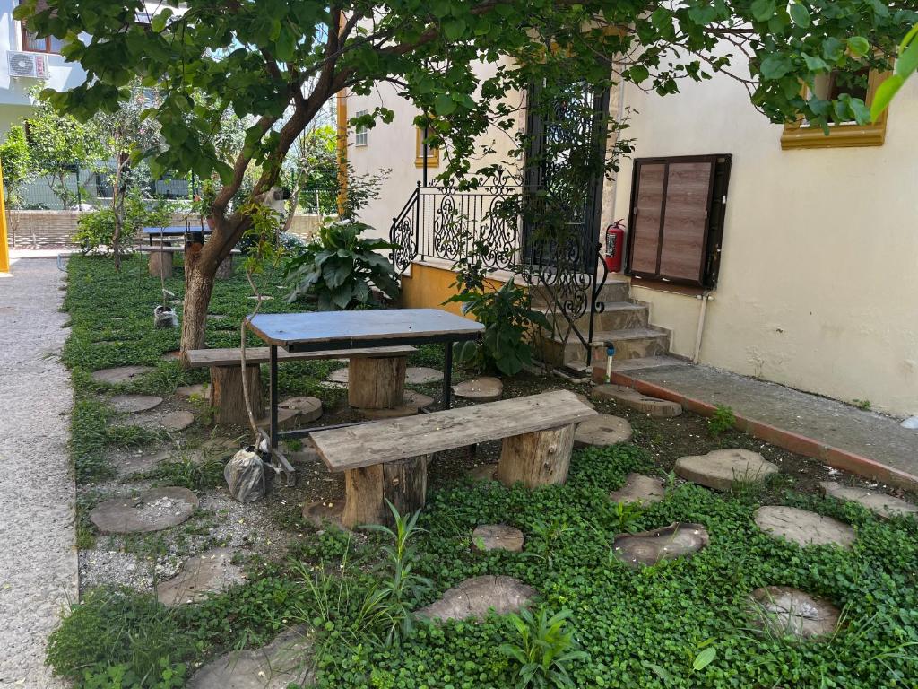 Zahrada ubytování Grand Teoshan Otel ve Tatil Evleri