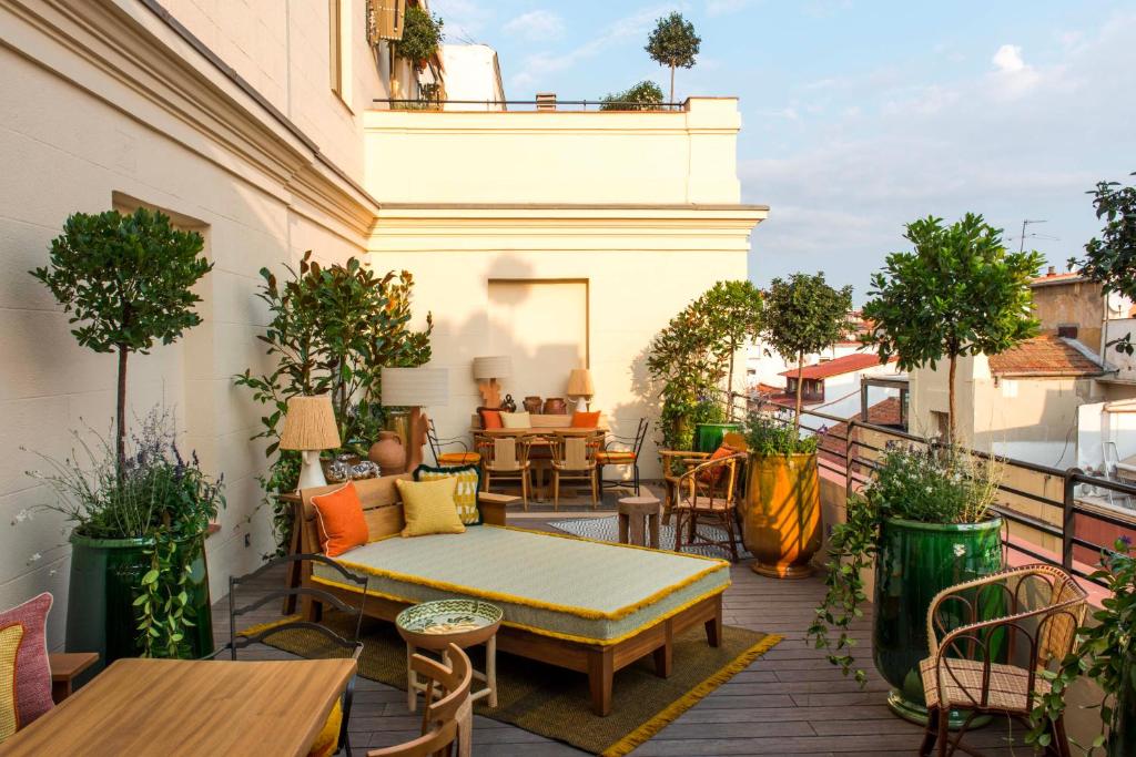 
Adjoining Terrace Suite
