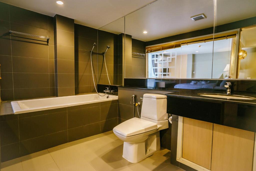 Moon Dragon Hotel - Resim 44