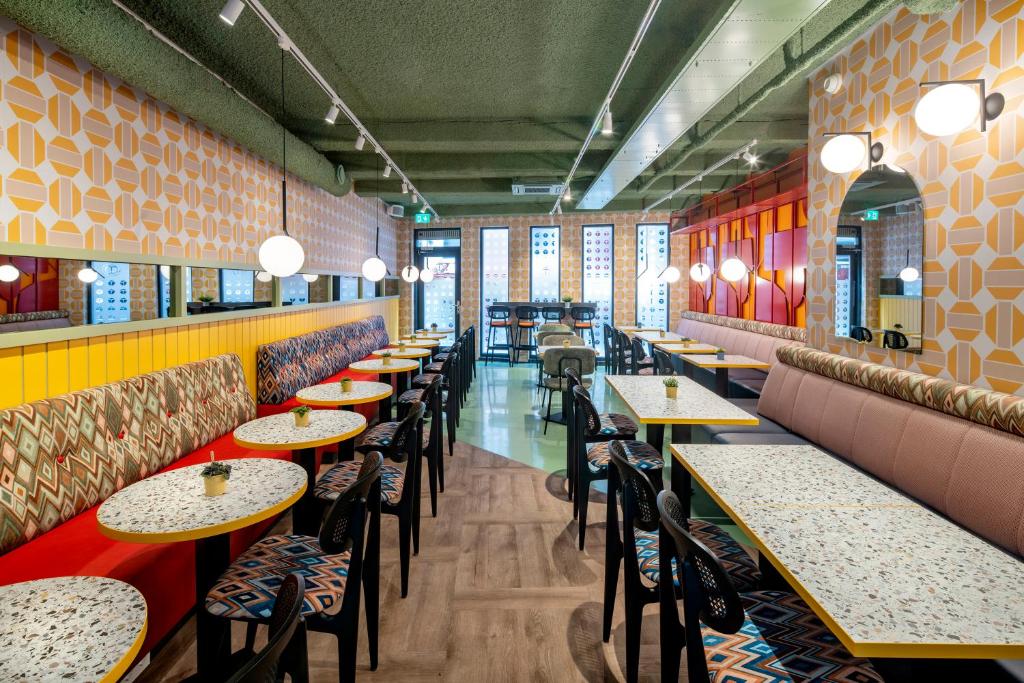 Tourist Inn Hotel Amsterdam - Resim 20