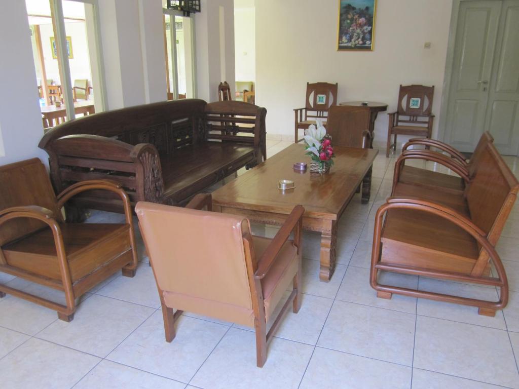 Posezení v ubytování Hotel Besar Purwokerto