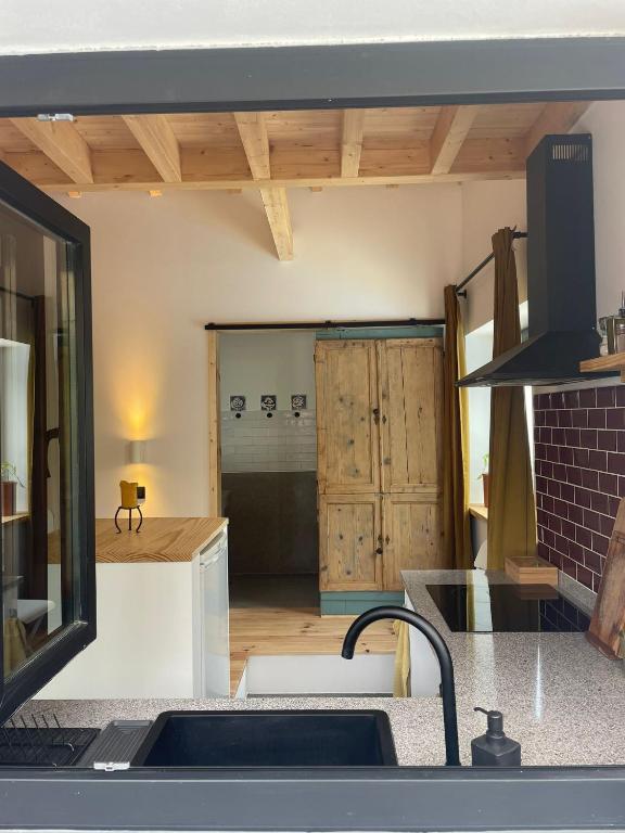 Φωτογραφία από το άλμπουμ του Ideal Summer cabin 1 km from arrifana beach σε Aljezur