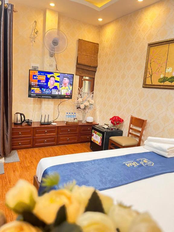 TV a/nebo společenská místnost v ubytování Tấm's House