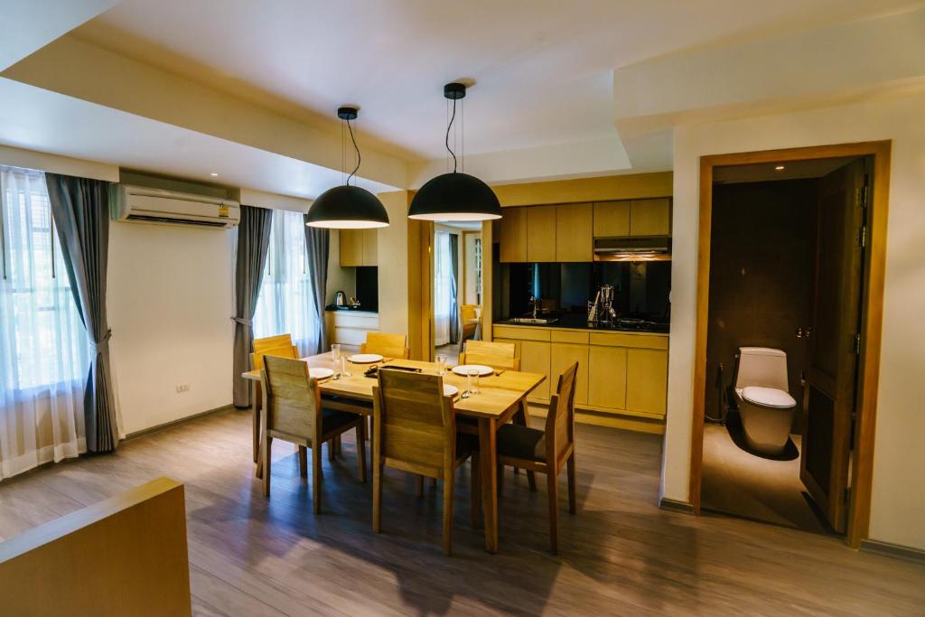 Moon Dragon Hotel - Resim 23