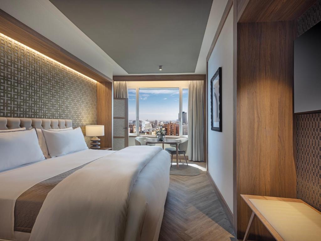 The Westin Madrid Cuzco - Resim 12