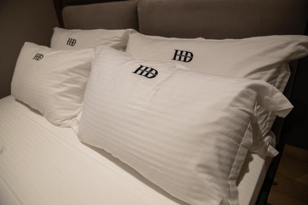 Postel nebo postele na pokoji v ubytování Dial Hotel