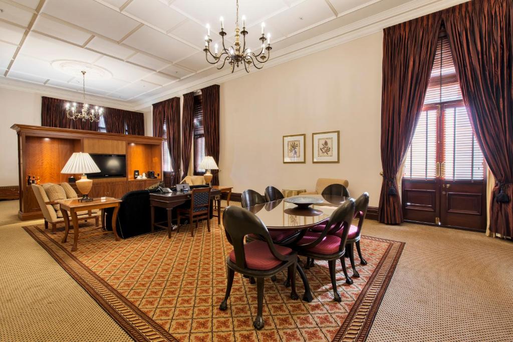 Treasury Brisbane - Resim 7