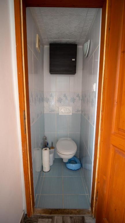 Koupelna v ubytování Kun Kuckó Vendégház