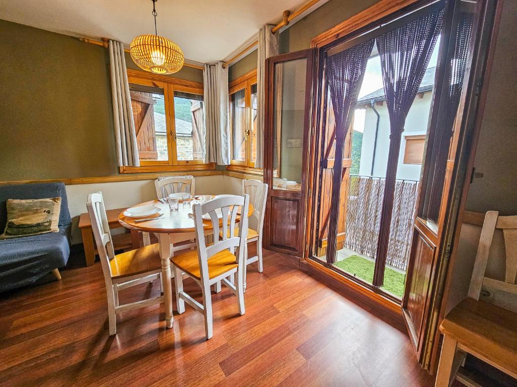 Posezení v ubytování Apartamentos Casa Boira 3000