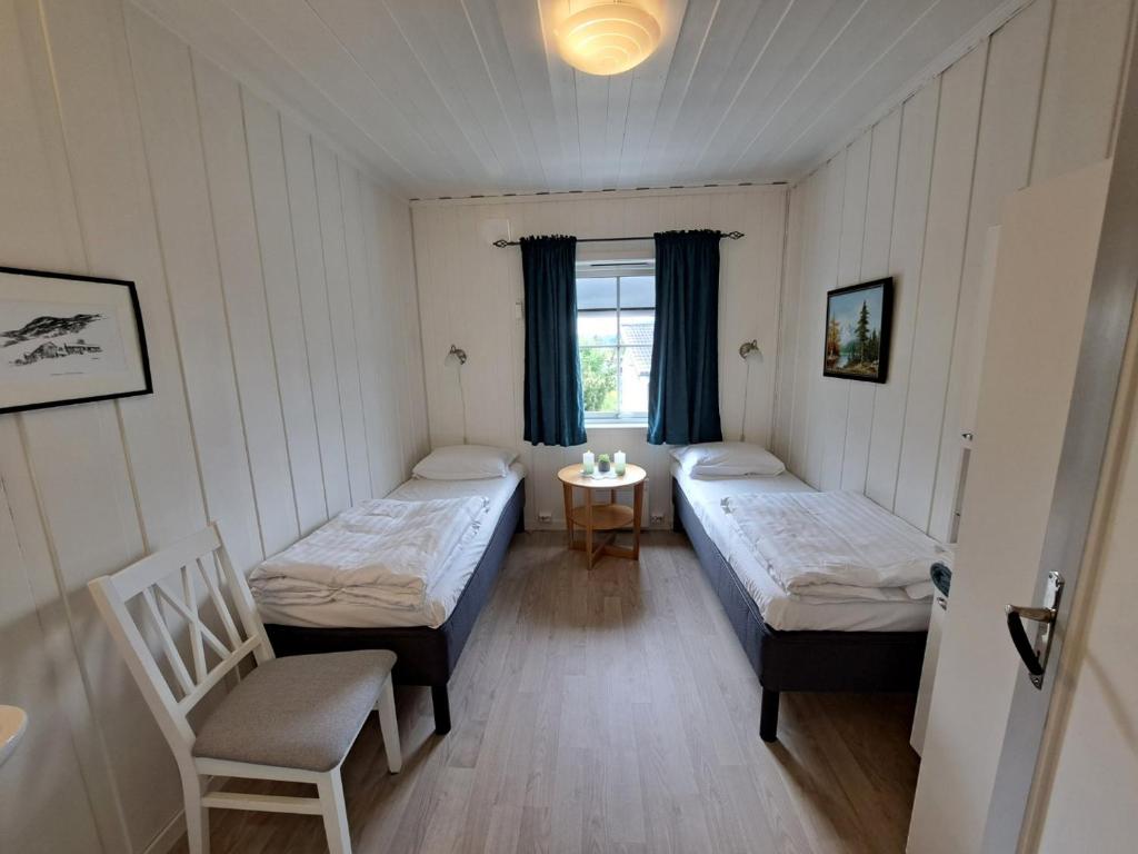 Sandli Overnatting - Appartement De Deux Chambres
