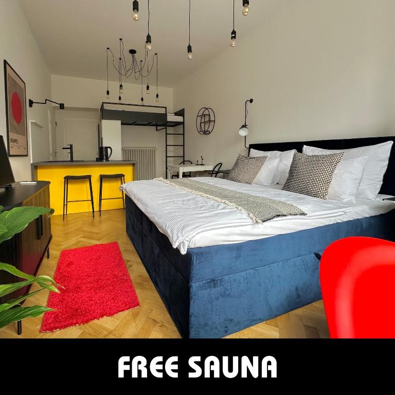 Postel nebo postele na pokoji v ubytování Botanique Rooms with Sauna by Homester
