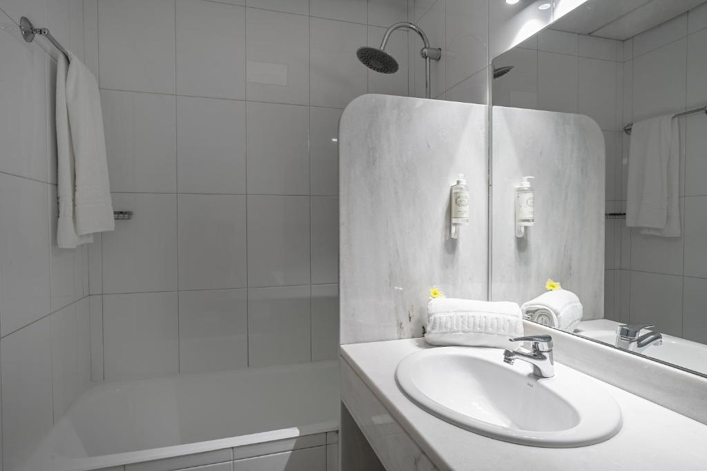 Hotel Estacão - Braga - Resim 29