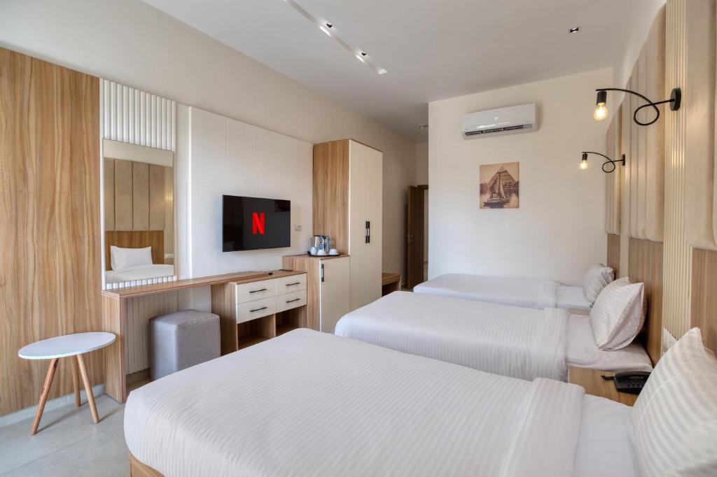 Mazar Pyramids Hotel - 12