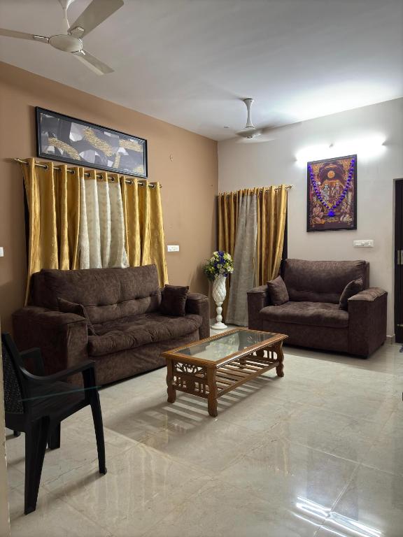 Posezení v ubytování HOME STAY at SRIRAM VILLA Kumbakonam