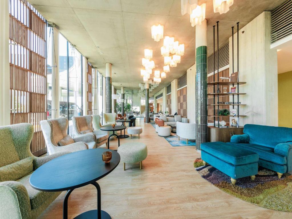 Istumisnurk majutusasutuses Mercure Tallinn