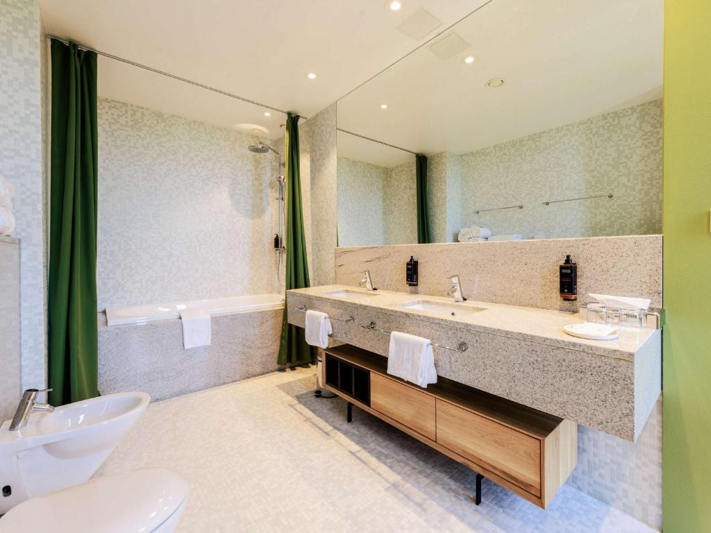 Vannituba majutusasutuses Mercure Tallinn
