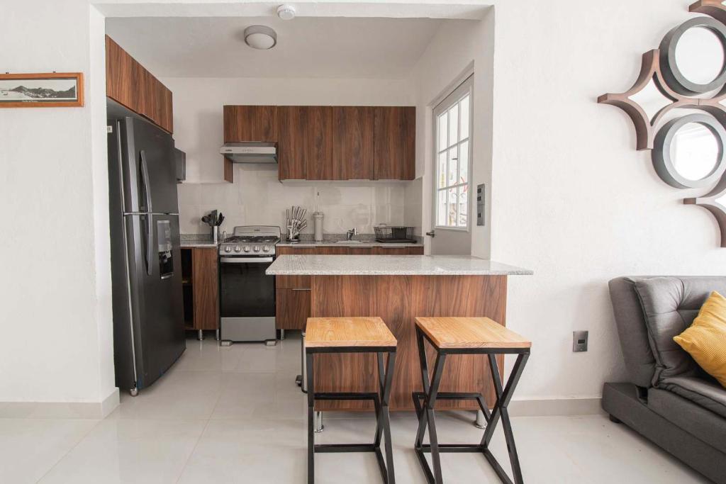 Cozy 2-Bedroom Retreat with Pool Access