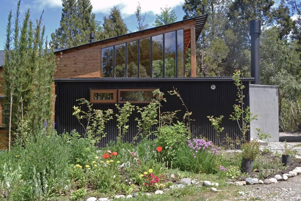 Zahrada ubytování Casa moderna en el bosque