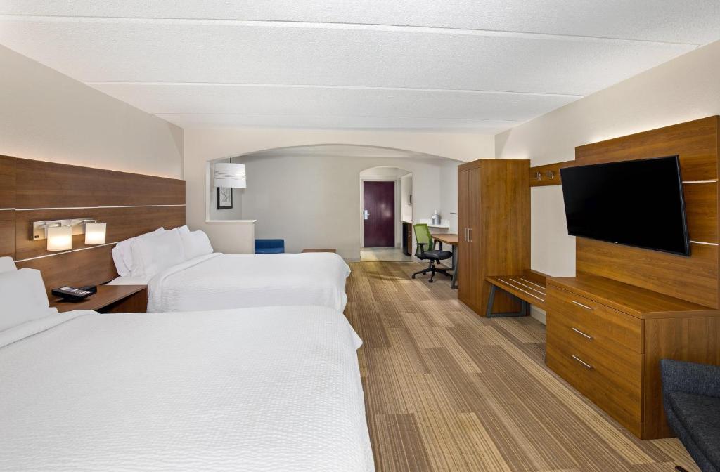 Holiday Inn Express & Suites Kings Mountain - Shelby Area by IHG - Suite Queen Con Dos Camas Queen, Bar Y Sofá Cama
