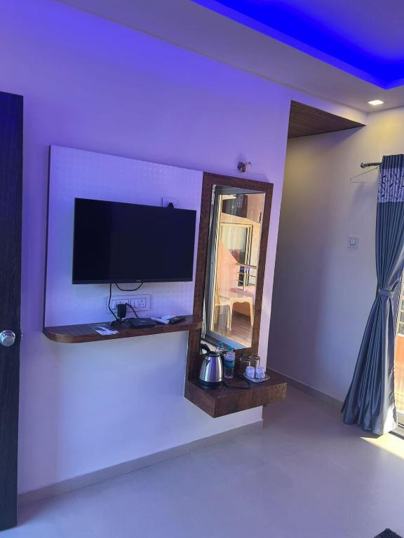 Hotel Mahabaleshwar Mount View - Sala Premium Con Balcone Privato
